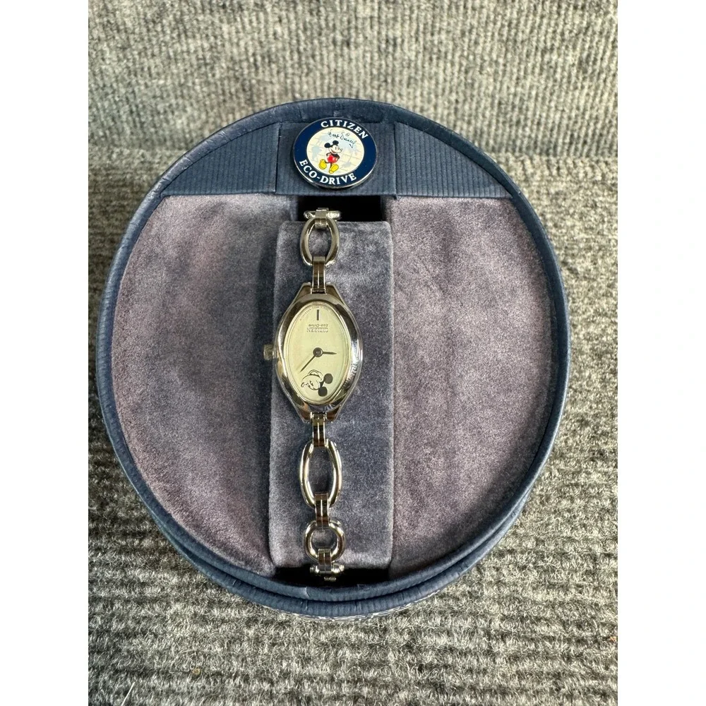 Citizen Eco-Drive Disney Mickey Mouse Silver Tone Chain Link Watch B023-K002648